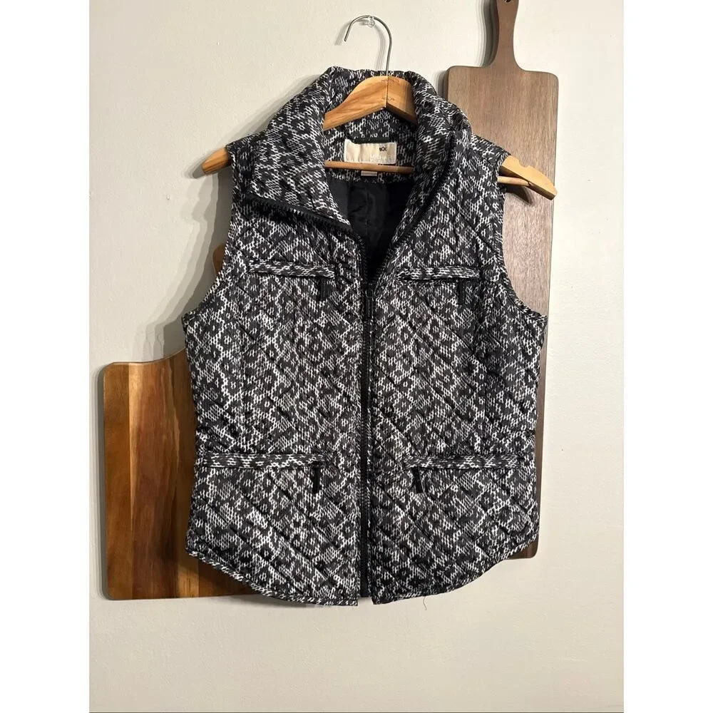 Michael Kors Black White Packable Quilted Animal Print Puffer‎ Vest Size Medium